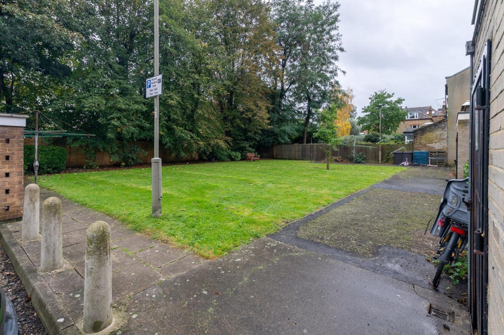 Charming One Bed Abode In East Putney * Londra